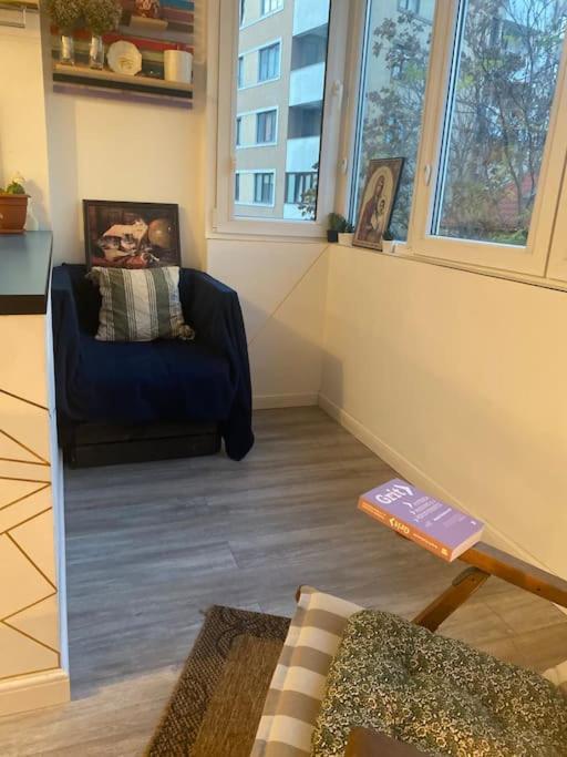Apartament Modern & Cozy Bucureşti